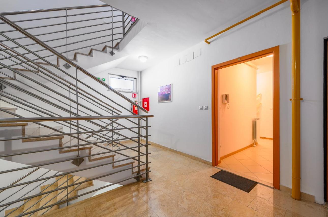 Aureo Apartment Pula Center מראה חיצוני תמונה
